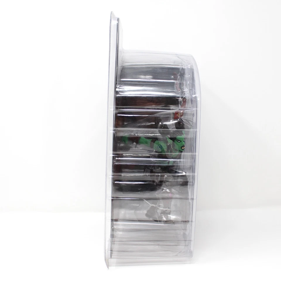 Figura de acción DC Unlimited World of Warcraft: Series 7: Orc Rogue: Garona Foto 4 de 4