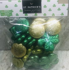 1pk 24pc St Patricks Day Green Glittered Shamrocks Crafts Scatter Bowl Fillers-N