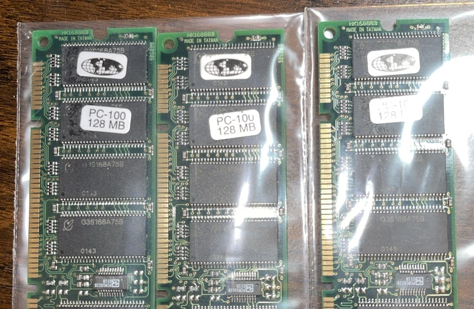 3 - 128MB PC100 168 pin SDRAM DIMM Non-ECC Unbuffered 3.3v SPD Desktop Memory - Image 4 of 4