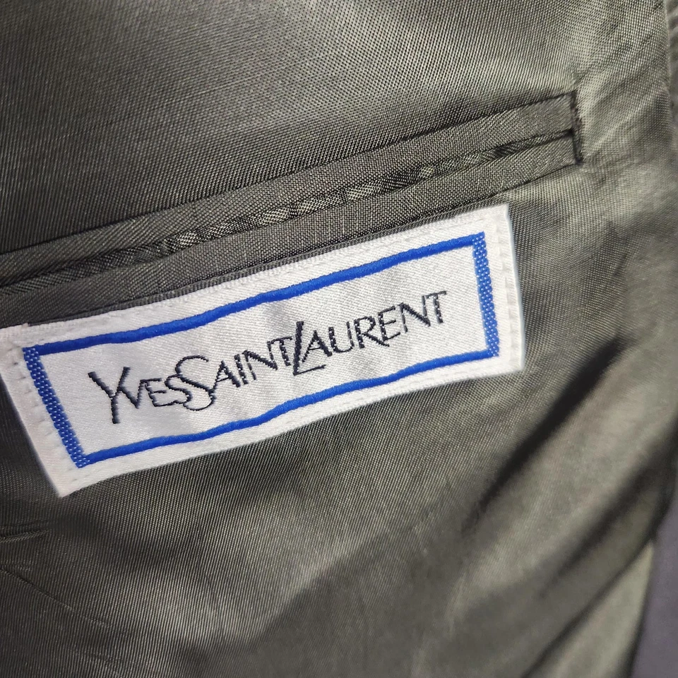 Blazer Yves Saint Laurent Para Hombre Gris Medio Lana Cachemira Abrigo Deportivo Dillard's Foto 3 de 4