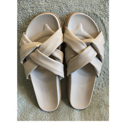 CHAPS Beige Leather Crisscross Strap Slide Sandals Women s Slip-On 9.5