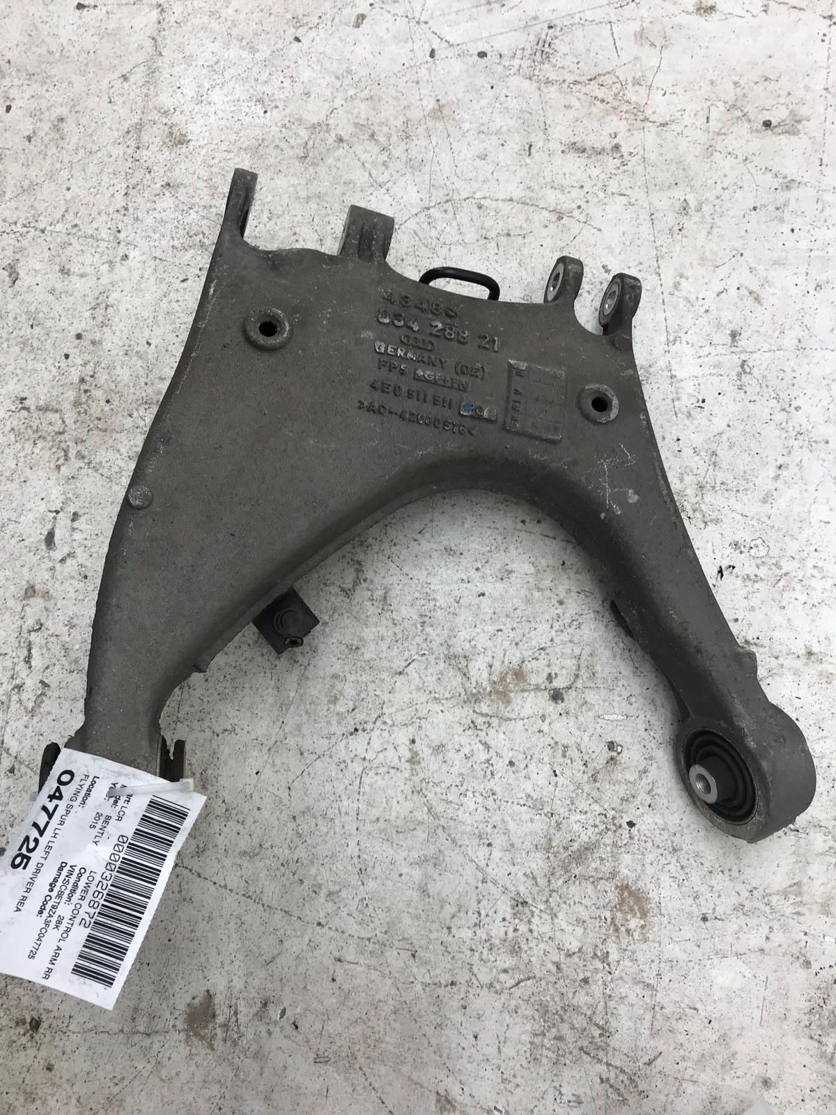 2013 - 2019 BENTLEY FLYING SPUR LEFT REAR LOWER TRAILING CONTROL ARM 4E0511511G