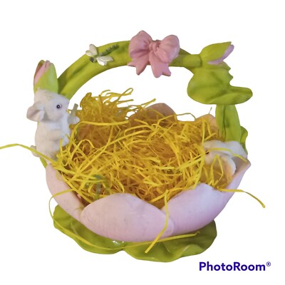 Lovely Spring Easter Basket Candy Dish. READ 