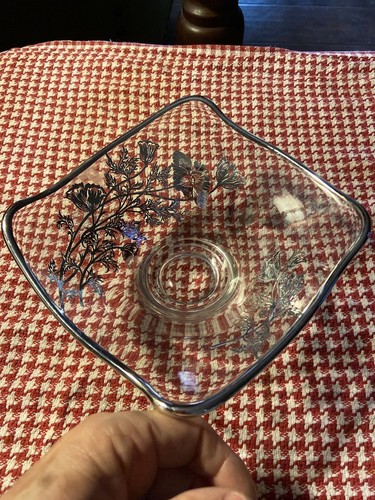 Vintage Klarglas Quadratisch Bonboniere/Schale mit Silber Blumenüberfang und Rand - Bild 5 von 11