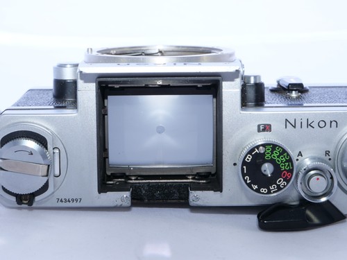 Nikon F APOLLO Chrome SLR Film Camera with Eye Level Prism Finder. Late version! - Picture 11 of 15