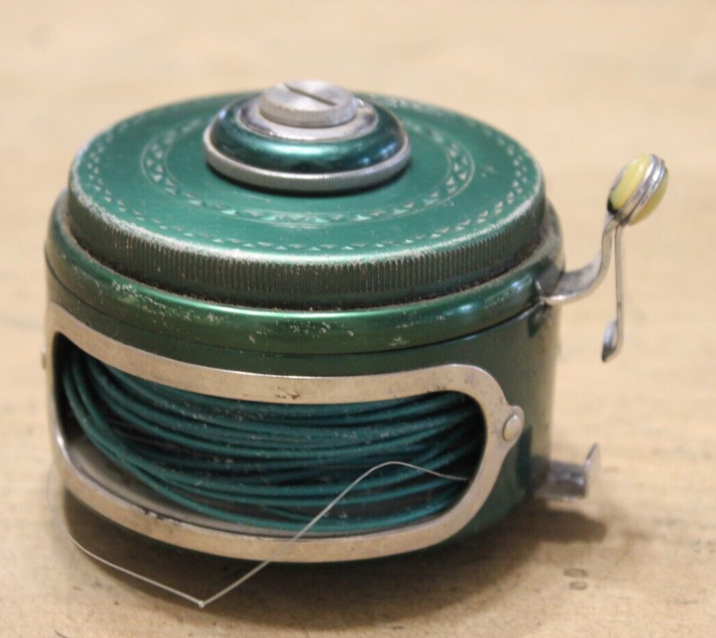 Vintage Shakespeare No. 1837 Model GB Silent TruArt Automatic Fly