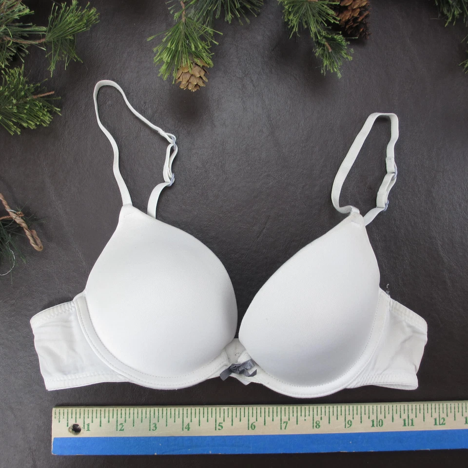 Sujetador Xhilaration 34A Blanco Acolchado Con Aros Cierre Ajustable Espalda Foto 2 de 4
