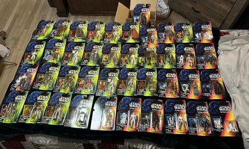 Lot of 50 Sealed Star Wars The Power of The Force Figures!! No reserve!