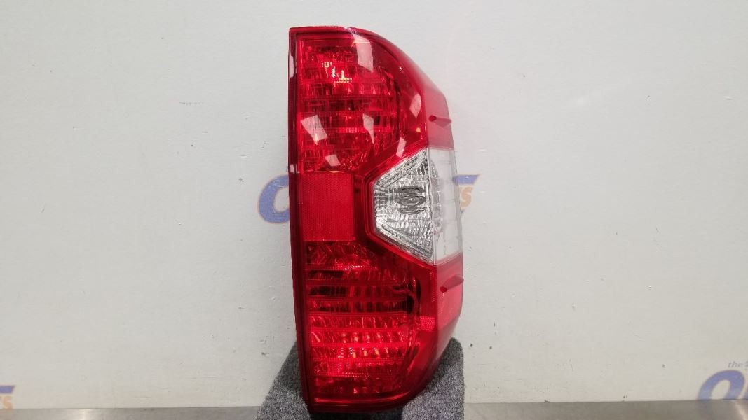 15 TOYOTA TUNDRA TAIL LIGHT LAMP RIGHT PASSENGER
