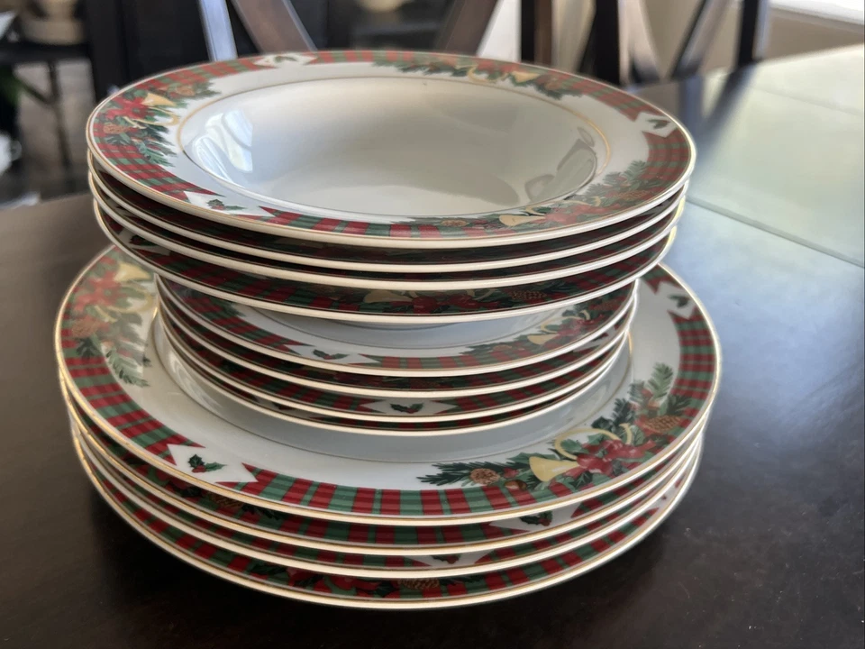 Juego de 12 platos de sopa de tartán de Navidad de firma 4 platos de cena y ensalada Foto 2 de 4