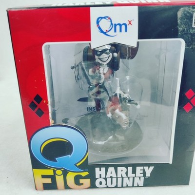QMX Q-FIG HARLEY QUINN Loot Crate vinyl collectible figurine figure toy