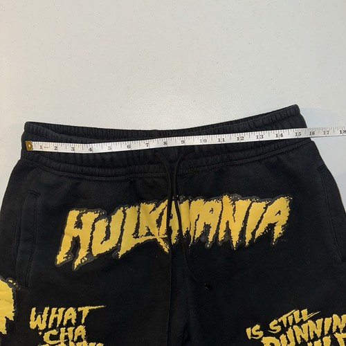 WWE x Shoe Palace Hulk Hogan Shorts Sz Medium Fleece Black Yellow Hulkamania - Picture 12 of 15