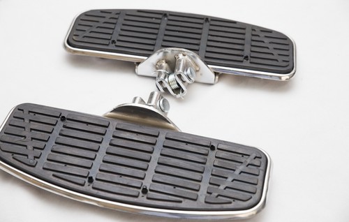 Hyosung GV125 GV250 AQUILA Mirage Footrest Kit Original OEM Part - Imagen 4 de 12