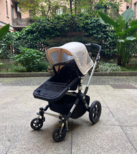 Passeggino e navetta Bugaboo Camaleon 3 come nuovo, con doppia capotte 