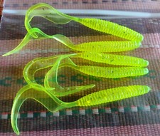 20 COUNT BASS BOSS CHARTREUSE METAL FLAKE 6 INCH RIBBON WORM-PERFECT TRAILER