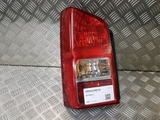 Feu arrière Nissan PATHFINDER