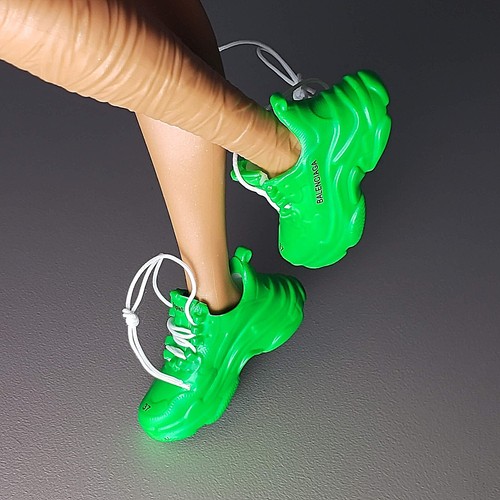 Green sneakers for 11 inch female dolls (g1, g2, g3) - Picture 6 of 13
