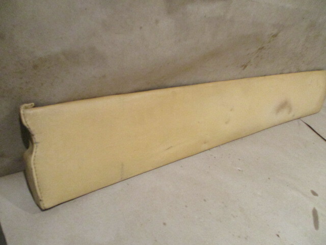 Ferrari Mondial 8 - LH Central Door Panel Trim - Beige - P/N 60629400