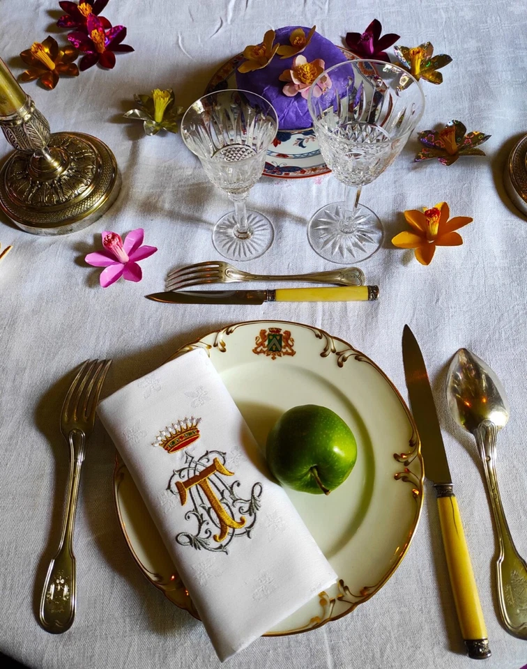 6 serviettes Fleurs Lys, 55x55 cm broderie monogramme ancien T sous couronne cad - Photo 4/4