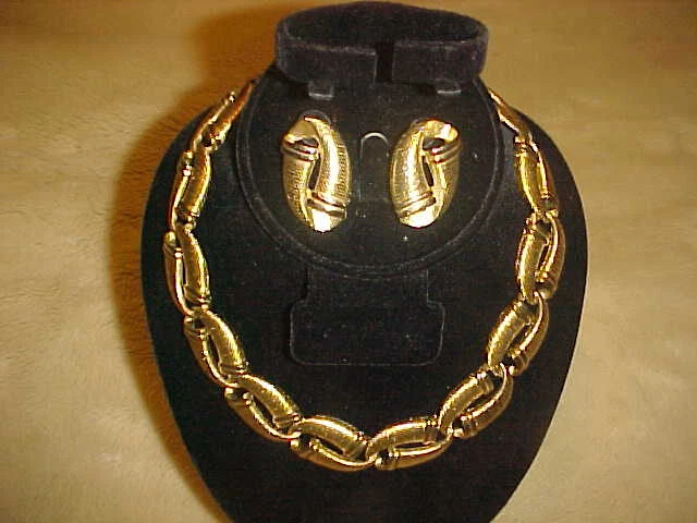 SET COLLANA E ORECCHINI GRANDI VINTAGE FIRMATI VALENTINO COUTURE TONO ORO ROSA #9