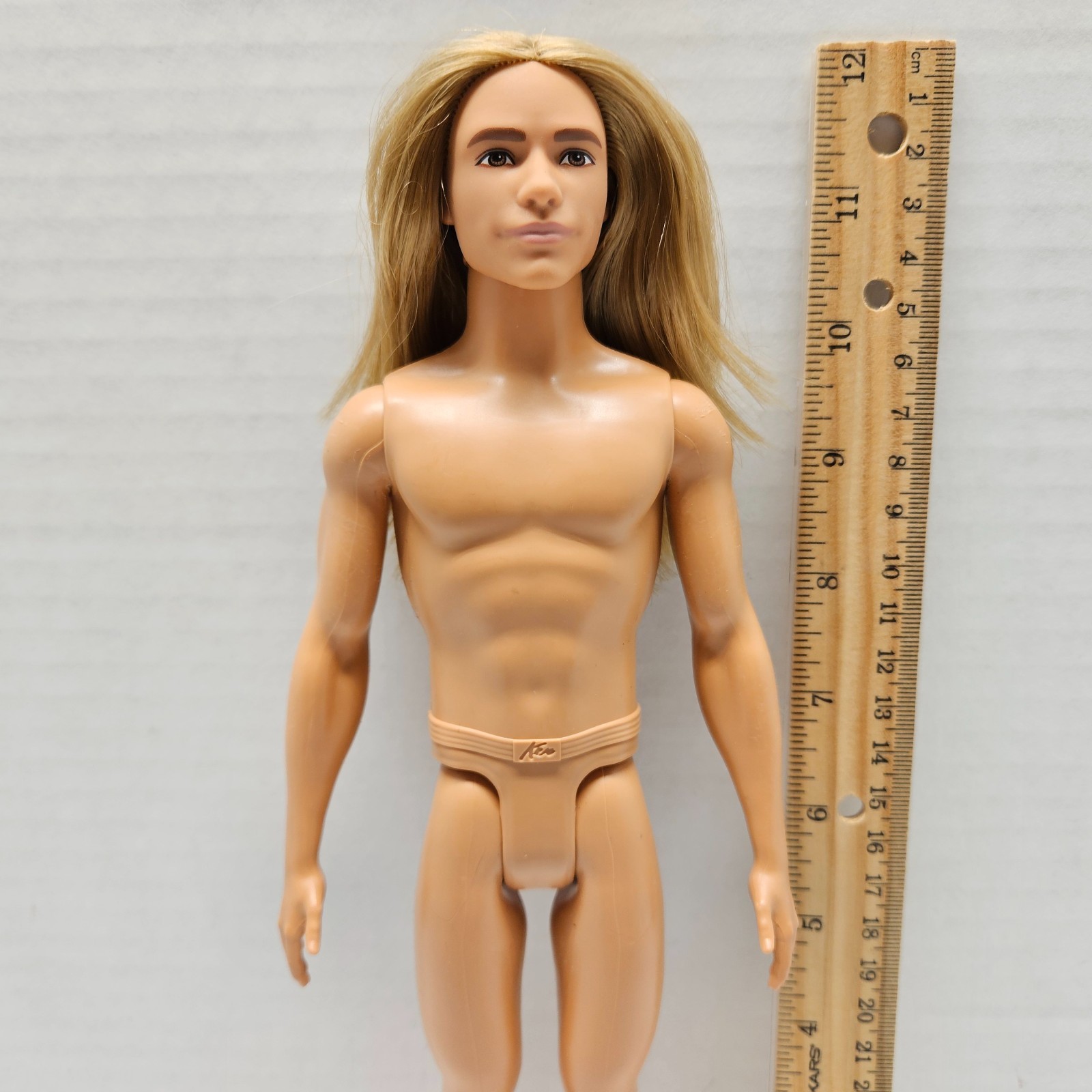 Barbie FASHIONISTAS KEN #138 Boy Doll w/ Long Blonde Rooted Hair - NICE!