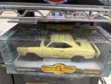 Super Bee Six Pack 1969 Dodge Yellow 7270 Ertl American Muscle Diecast 118