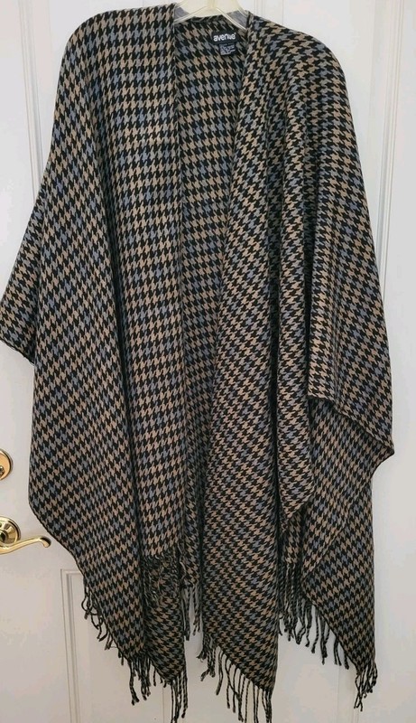 SHAWL WRAP Herringbone Tans Gray Black  Excellent 