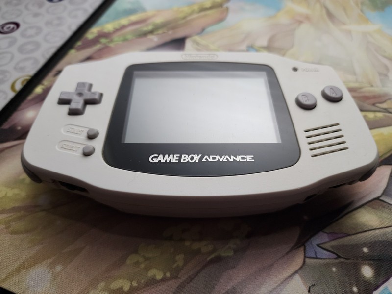 Nintendo Game Boy Advance AGB-001 White Tested