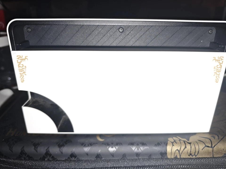 Nintendo Switch (OLED Model) HEG-001 Edizione The Legend of Zelda: Tears of the - Immagine 3 di 4