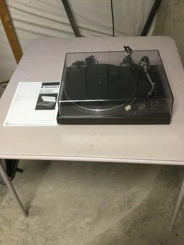 Technics SL-1900 Direct Drive Automatic Turntable