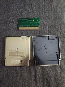 Legend of Zelda Nintendo Primera Impresi&oacute;n TM Dorado 5 Tornillos Cartucho NES 