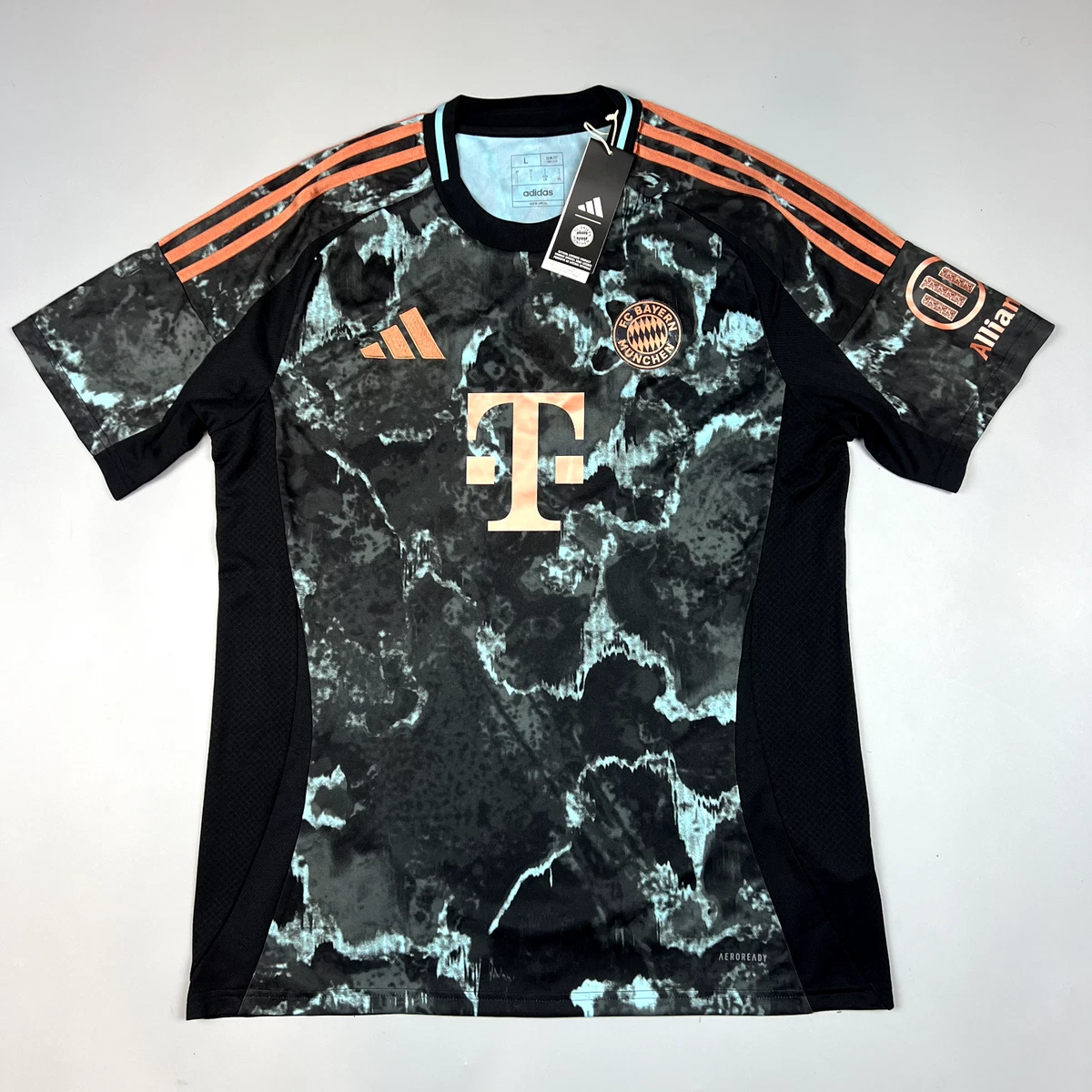Bayern Munich Black International Club Soccer Fan Jerseys for sale