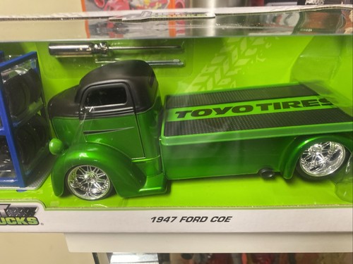 Jada Toys 1947 Ford COE Candy Green Toyo /w Upgraded Chrome Rims - Picture 11 of 14