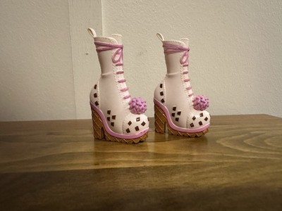 Bratz Doll ShoefieSnaps Sweetest Pair Ice Cream Cone Themed Target Exclusive