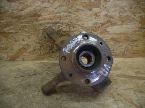 417974 Radlagergehäuse rechts vorne / Achsschenkel Nissan Micra (K12)