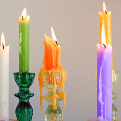 Candlestock Hippie - Candele gocciolanti a goccia, confezione da 11 candele coniche gocciolanti, candele per sciogliere bottiglie di vino (Hippie arcobaleno