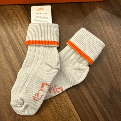 "Unused" Hermes Baby Socks 7 Pair Set New - Picture 4 of 5