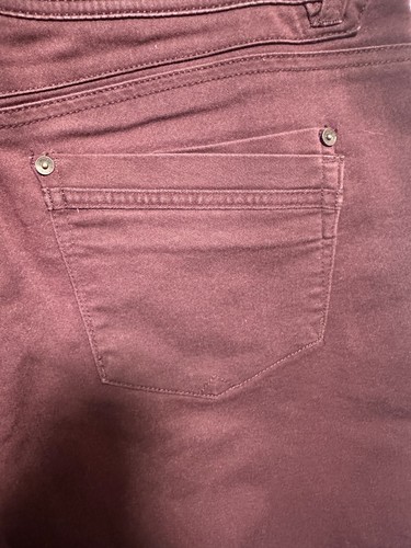 Democracy Burgundy Pants Stretch 5 Pocket Layered Pocket Size 8 - Picture 7 of 8