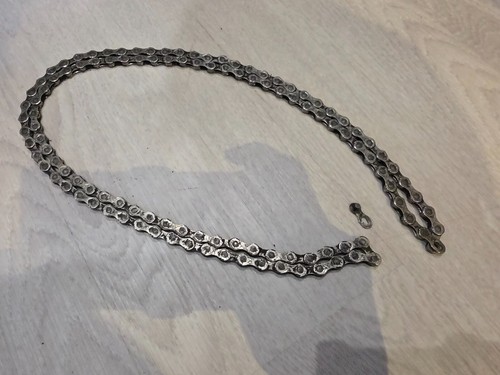 Decathlon Rockrider EST 900 ORIGINAL 10 Speed Chain 114 Links Great Condition - Picture 9 of 15