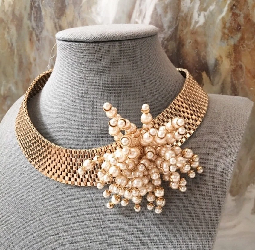 DIOR RARA Collana Collare Oro Asimmetrico Cluster di Perle