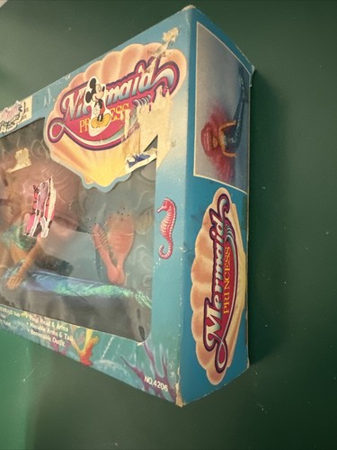 Muñeca Toys N Things Mermaid Princess 12" cabello rosa sin precio base de caja - Imagen 6 de 9