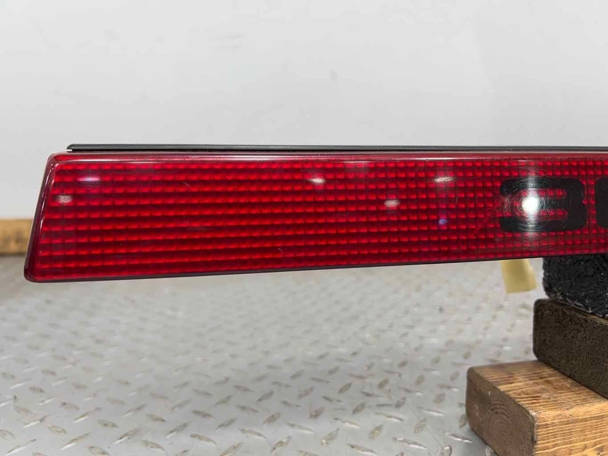 G8001ページ 84-89 Nissan 300ZX Z31 (2+2) Complete Tail Light Lamp Set LH