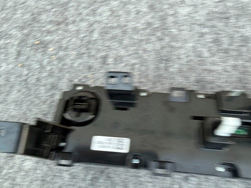 HYUNDAI IONIQ 5 2022-2025 OEM DASHBOARD RADIO MEDIA CONTROL START ENGINE SWITCH - 第 7/9 張圖片