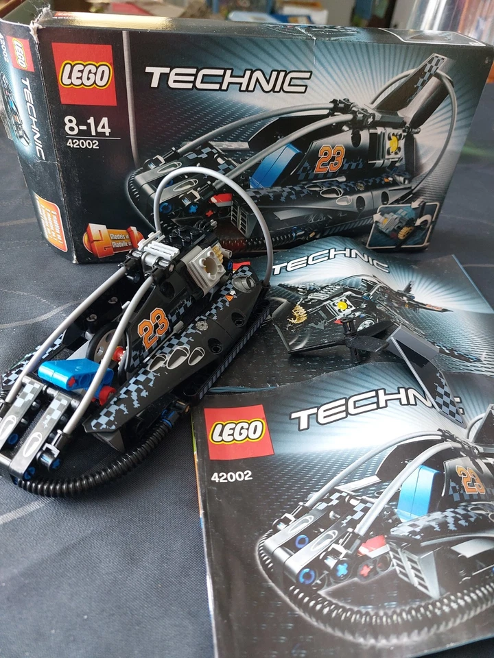 LEGO Technic 42002 Hovercraft, foto 1 di 3