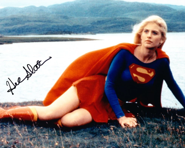 HELEN SLATER as Supergirl GENUINE SIGNED AUTOGRAPH HELEN SLATER as Supergirl GENUINE SIGNED AUTOGRAPH
