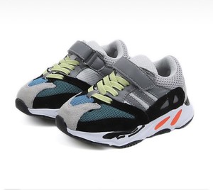 wave runner sneakers