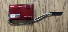 Nikon COOLPIX Coolpix S560 10.0MP Digital Camera - Red Battery No Charger Works