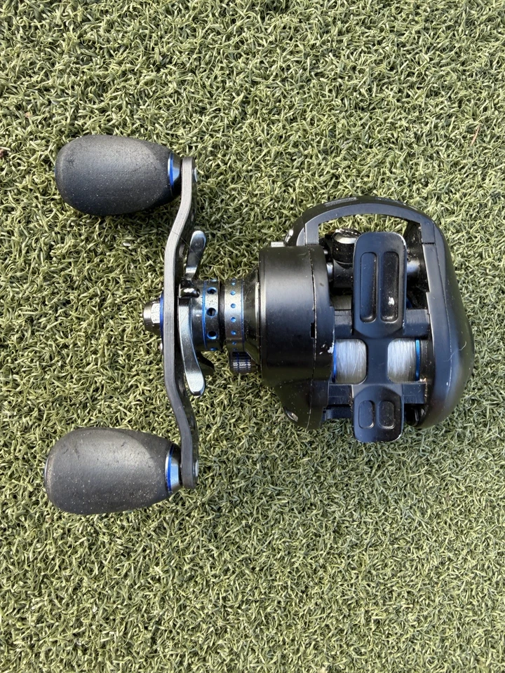 Carrete de baitcasting Ardent Apex Elite 6,5:1 muy buen estado Foto 2 de 4