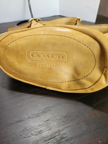Coach Bleecker Yellow Leather Buckle XL Duffle Shoulder Bag - Vintage Purse - Picture 4 of 7