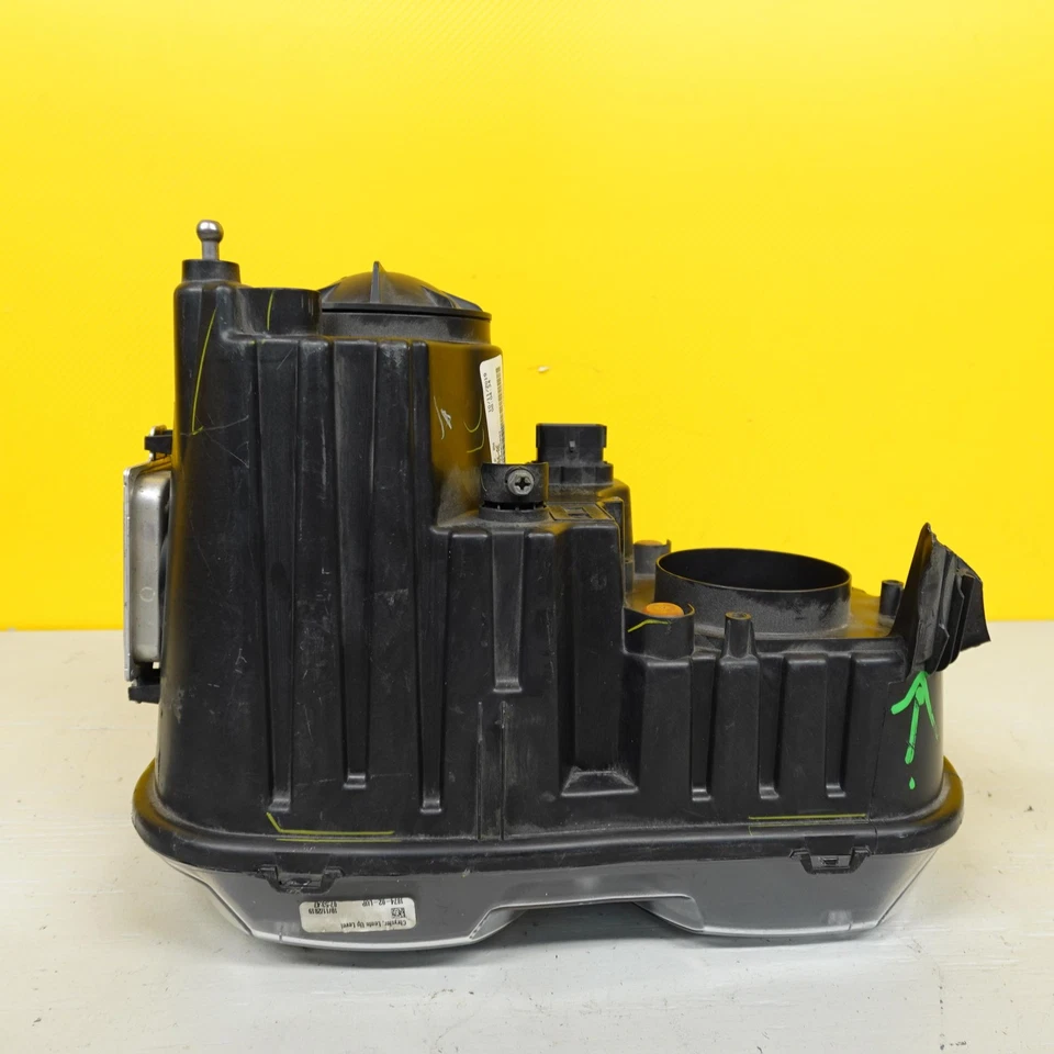 Faro oculto Dodge Challenger Rh Xenon 2017-2023 68174066-ae Foto 4 de 4